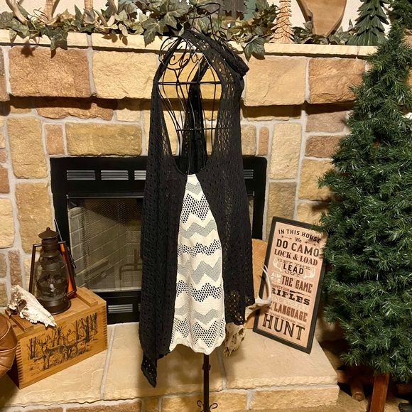 Custom Made Lace Vest - Picture 4 of 4